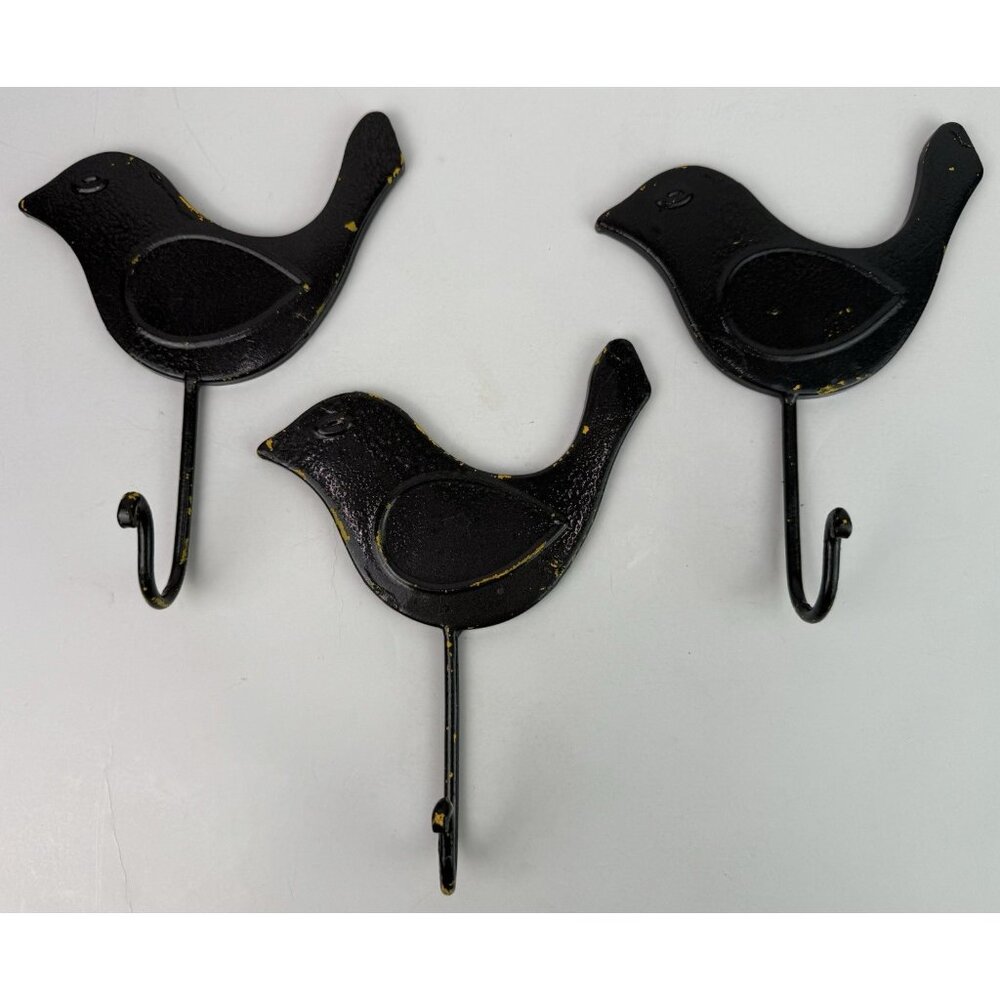 Set of 3 Vtg Metal Bird Wall‎ Hooks Black w/ Distressed Yellow Accents Rustic